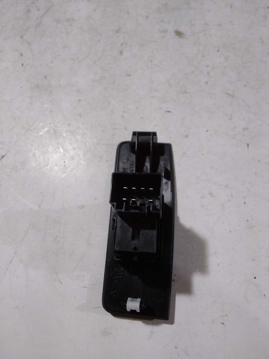 Door Switch Front FORD TAURUS 13 14 15 16 17 18 19