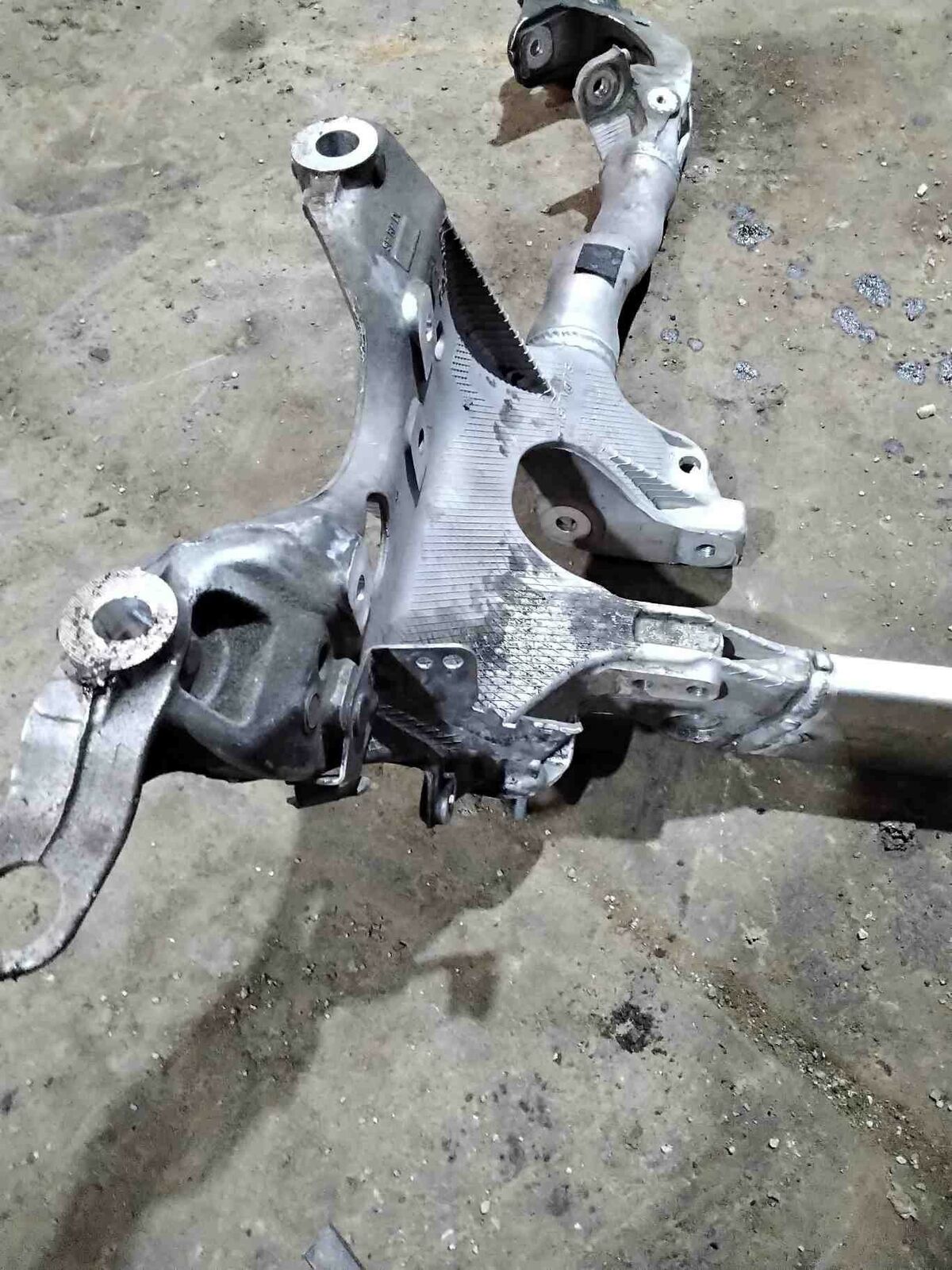 Undercarriage Crossmember AUDI A5 08 09 10 11