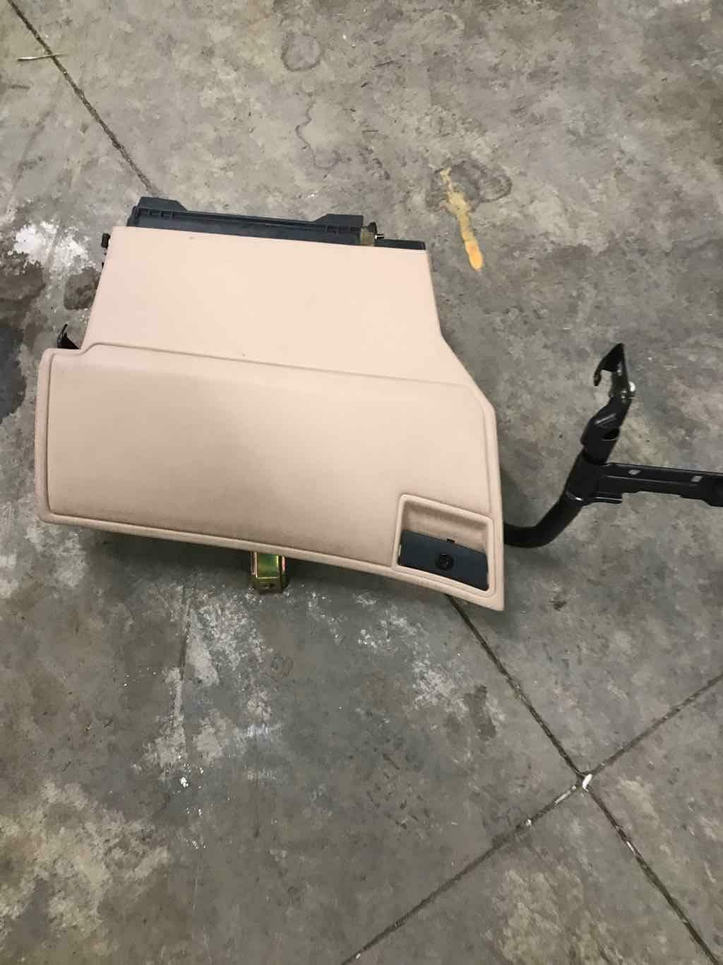 BMW E32 Glove Box Beige – Vivander German Auto Recycling
