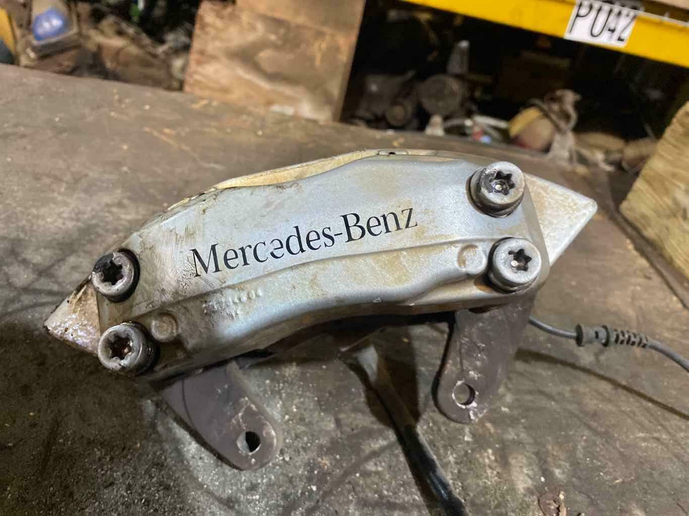 Caliper MERCEDES CL CLASS Front Right 03 04 05 06