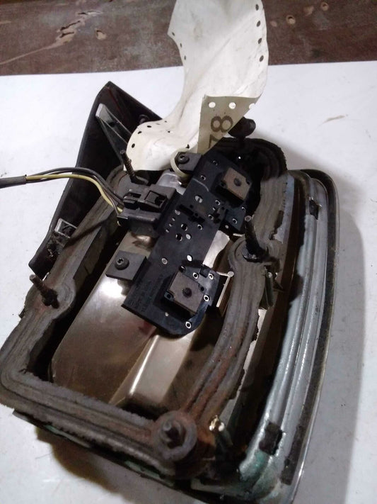 Tail Light Assembly OLDS NINETY-EIGHT 98 Left 91 92 93 94 95 96