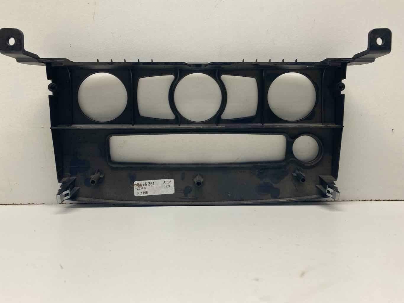 Radio Face Plate BMW M5 08