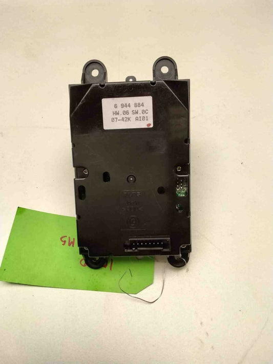 BMW E60 M5 IDrive Controller 65 82 6 944 884