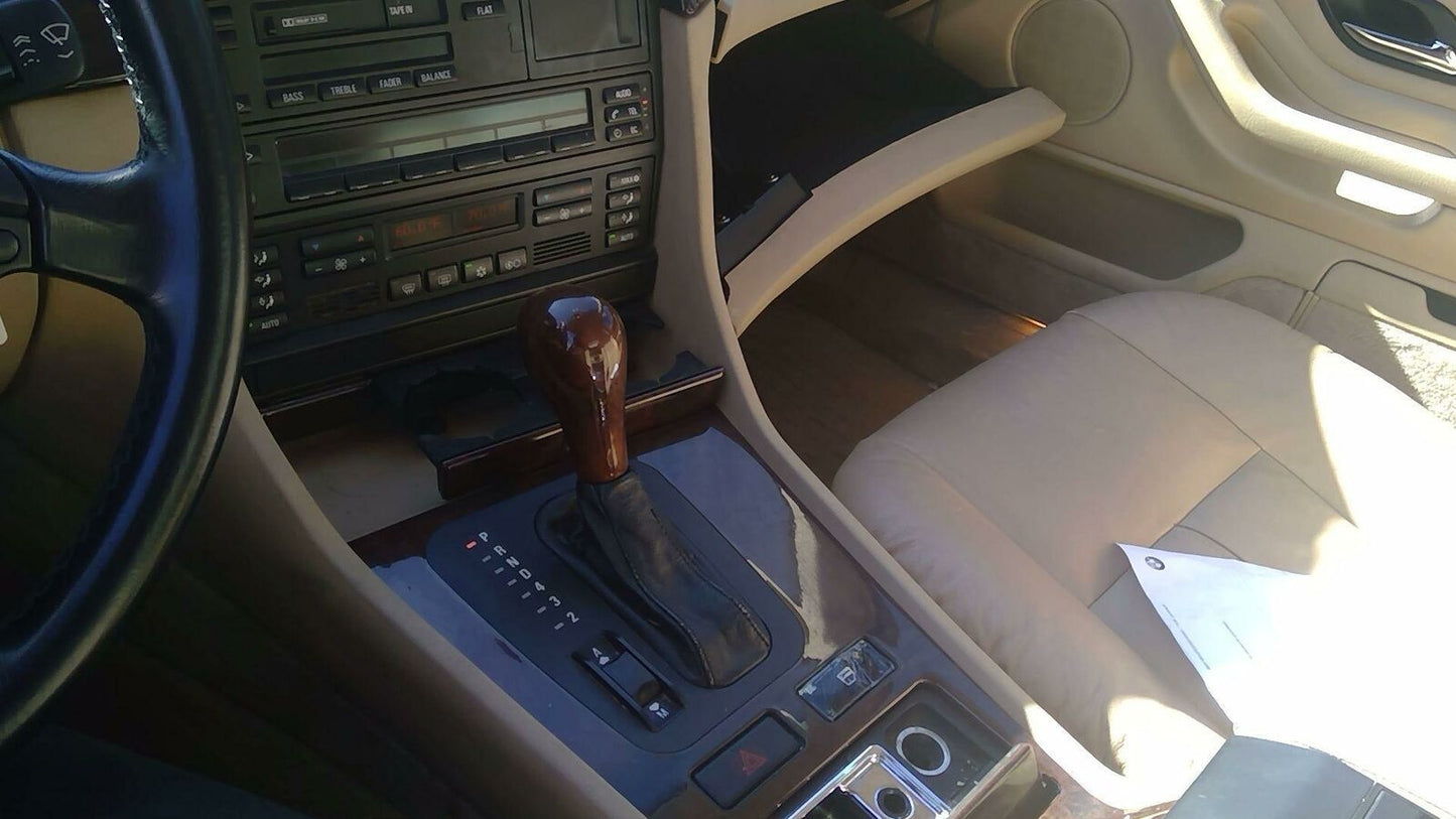 Front Console BMW 740I 95