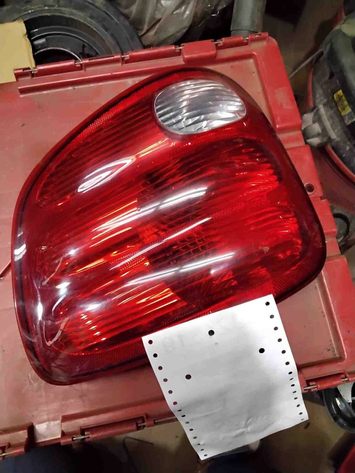 Tail Light Assembly FORD PICKUP F150 Left 00 01 02 03 04