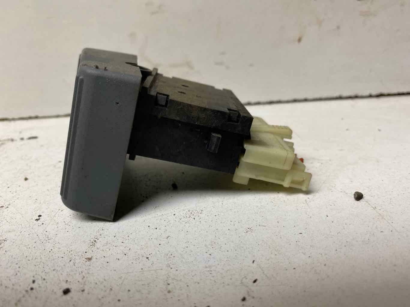 Headlight Switch (dash Mtd) S10/S15/SONOMA TRUCK 94 95 96 97