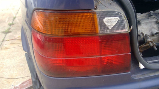 Tail Light Assembly BMW 318 SERIES Left 95 96 97 98 99