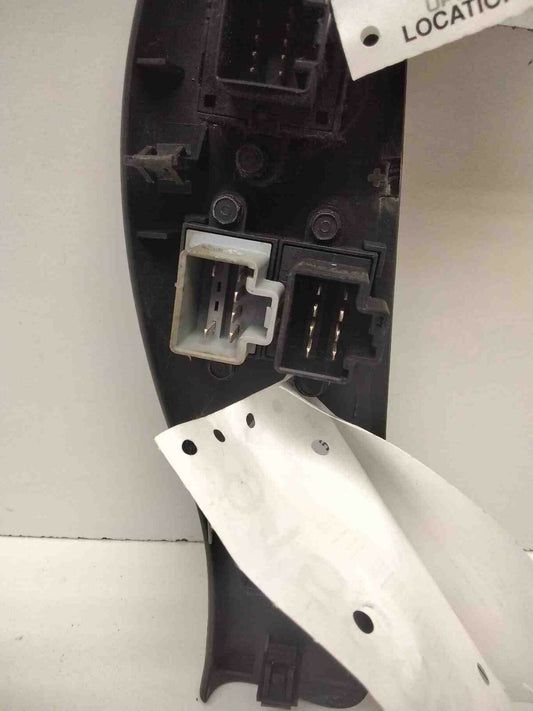 Door Switch Front DODGE NEON 00 01 02 03 04 05