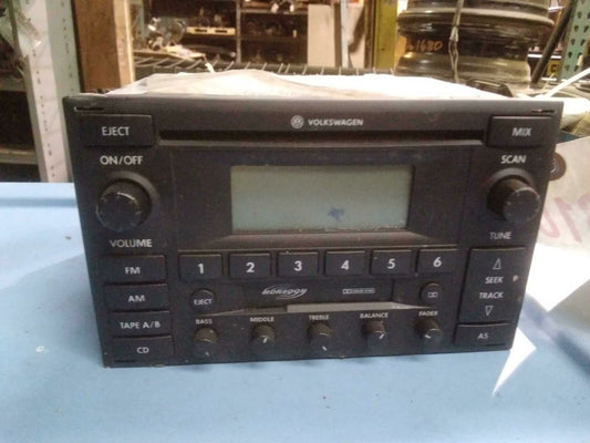 Audio & Visual Equip.(radio) VOLKSWAGEN JETTA 04