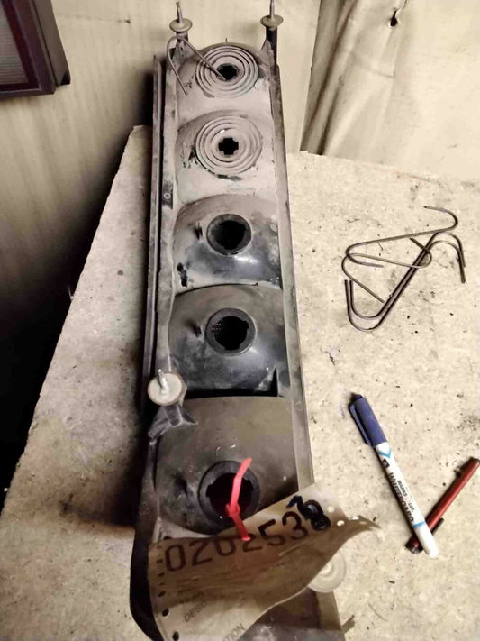 Tail Light Assembly CHEVY LUMINA Right 90 91 92 93 94