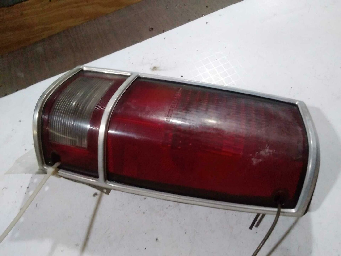 Tail Light Assembly BLAZER S10/JIMMY S15 Right 83 - 94