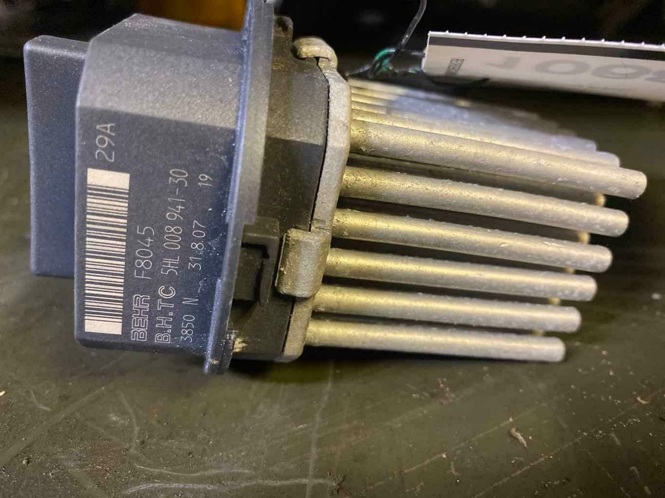 Blower Motor Resistor MERCEDES C-CLASS 08