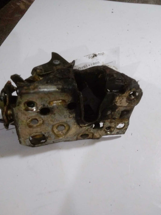 Front Door Latch CHEVY ASTRO Left 00