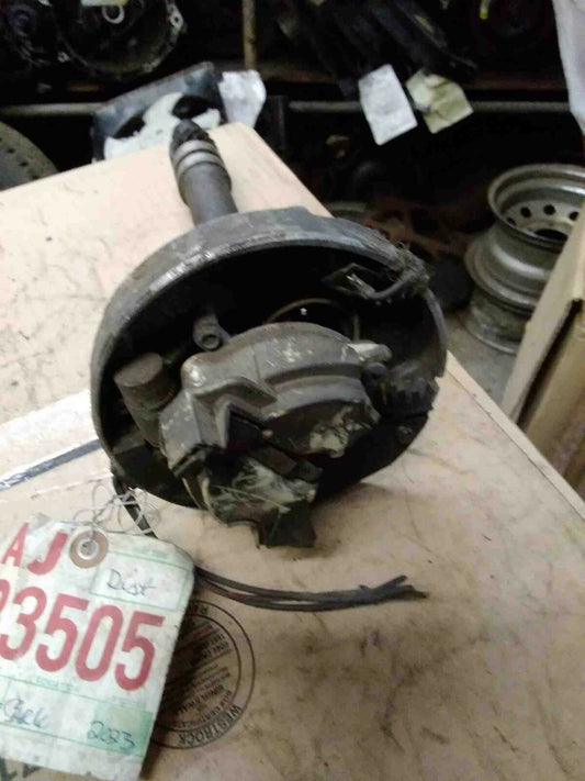 Distributor CHEVY MONTE CARLO 81 82 83 84 85 86