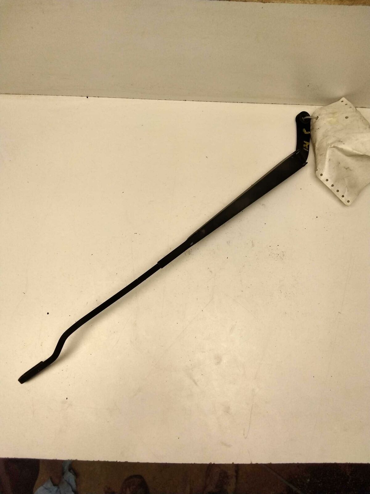 Wiper Arm CHRYSLER TOWN CNTRY 97