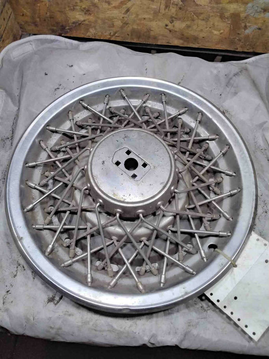 Wheel Cover OLDSMOBILE 81