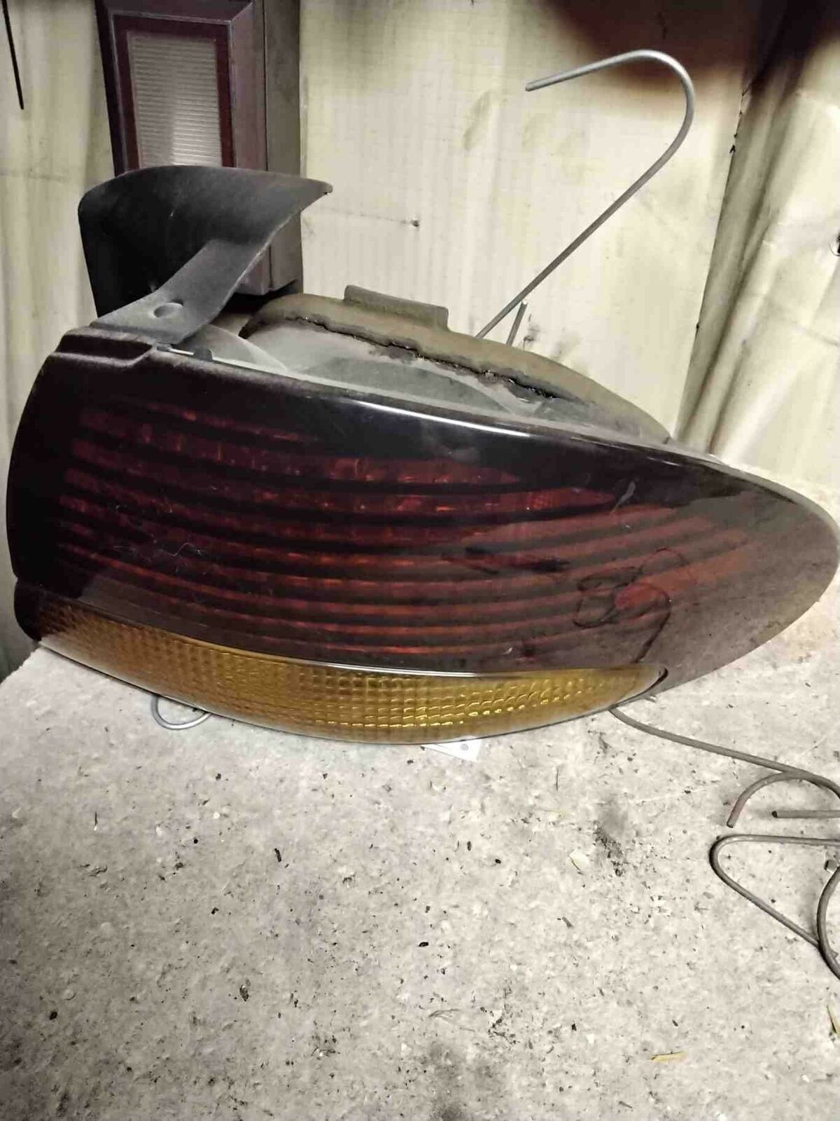 Tail Light Assembly PONTIAC BONNEVILLE Right 96 97 98 99