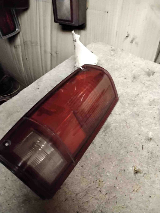 Tail Light Assembly S10/S15/SONOMA TRUCK Left 82 -93