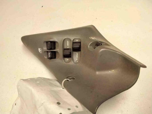 Door Switch Front CHRYSLER TOWN CNTRY 97