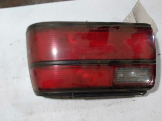 Tail Light Assembly TOYOTA COROLLA Right 88 89 90 91 92