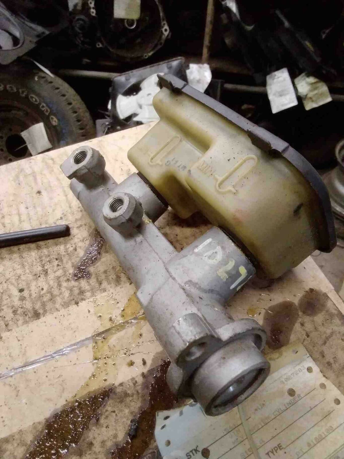 Master Cylinder BLAZER S10/JIMMY S15 95 96 97