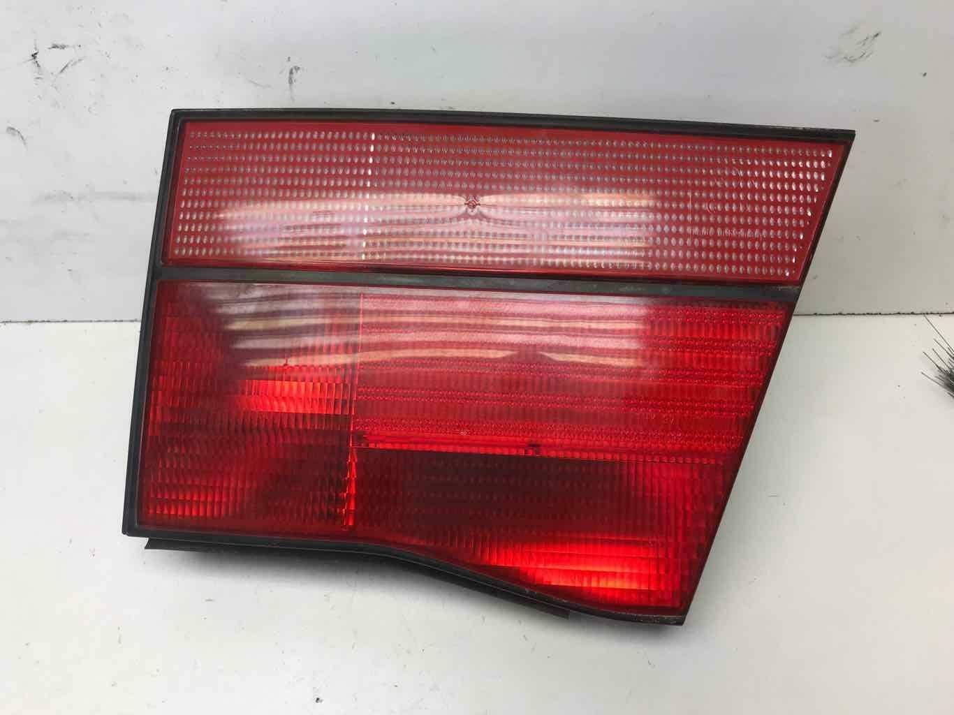 Tail Light Assembly BMW 840I Right 94 95 96 97