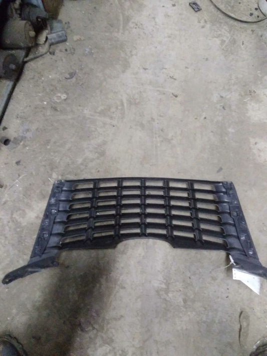 Grille CHRYSLER PT CRUISER 01 02 03 04 05