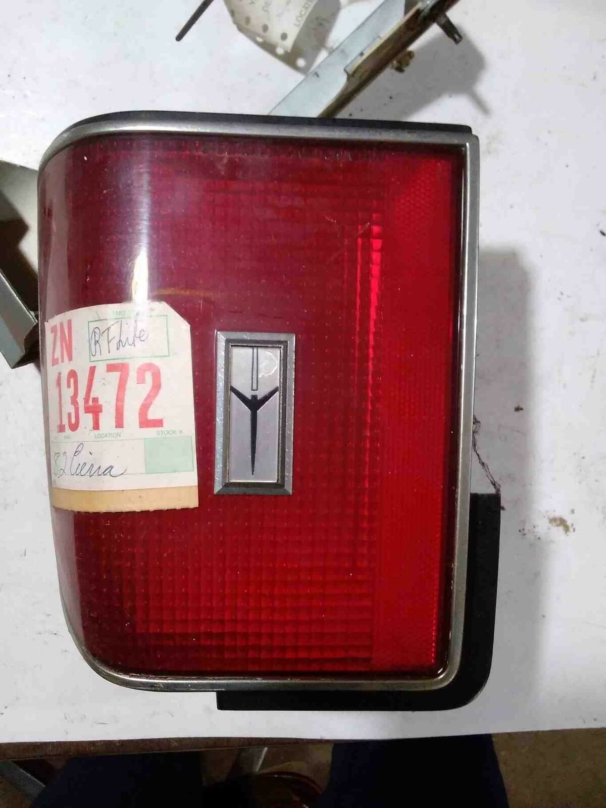 Tail Light Assembly OLDS CIERA Right 82 83 84