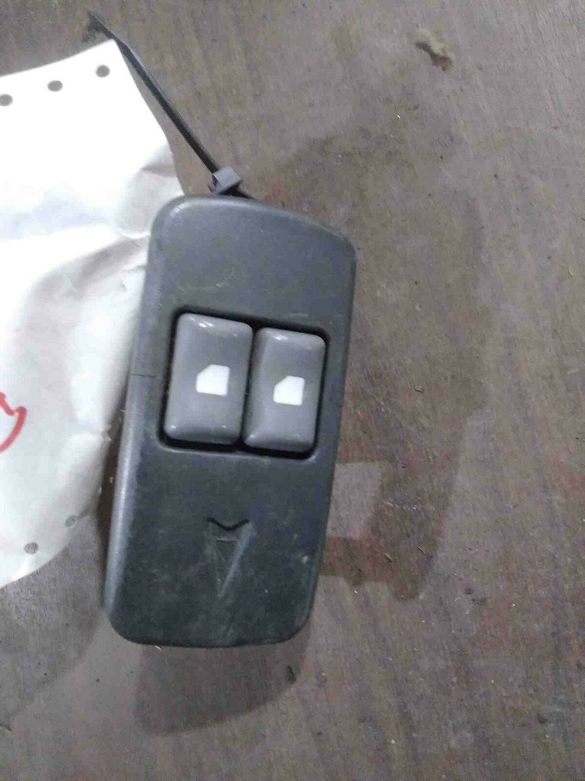 Door Switch Front PONTIAC SUNFIRE 97