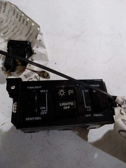 Headlight Switch OLDSMOBILE 87