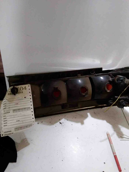 Tail Light Assembly PONTIAC 6000 Left 84 85 86 87 88