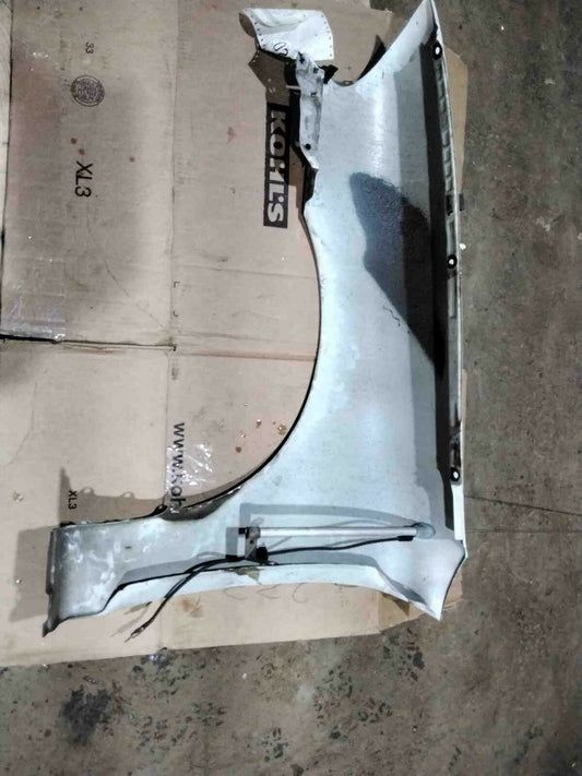 Fender HYUNDAI ACCENT Right 95 96 97 98 99