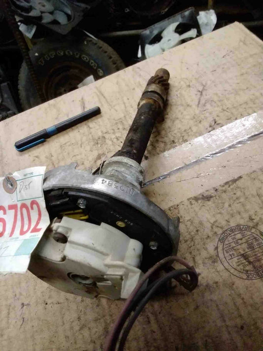 Distributor CHEVY MONTE CARLO 82 83 84