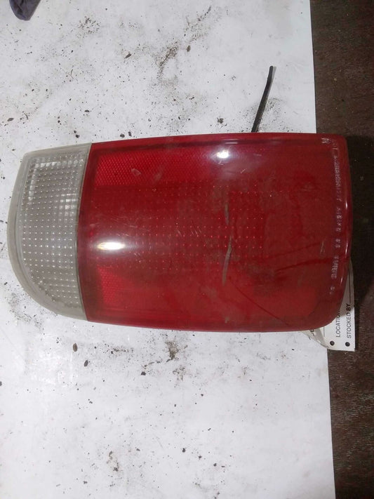 Tail Light Assembly BLAZER S10/JIMMY S15 Right 95 96 97 98 99 00 01 02 03 04 05