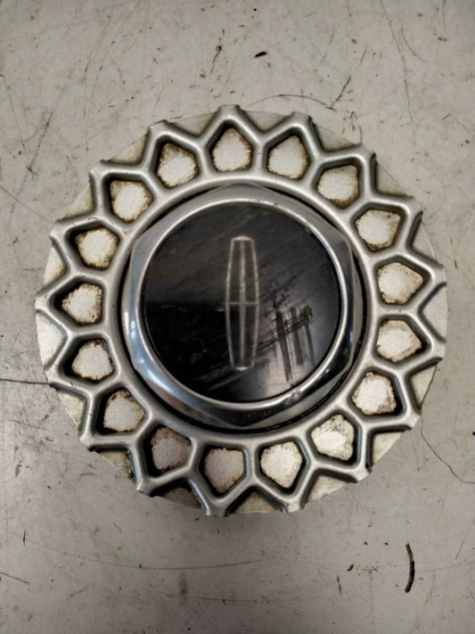 Center Cap LINCOLN & TOWN CAR 96