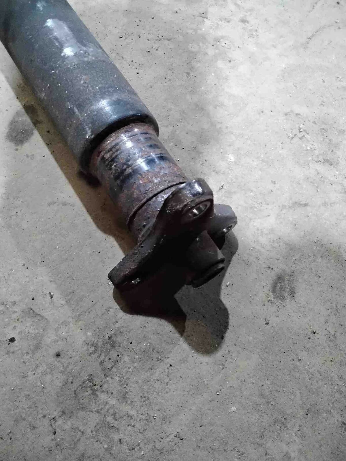 Rear Drive Shaft BMW 840I 94 95 96 97