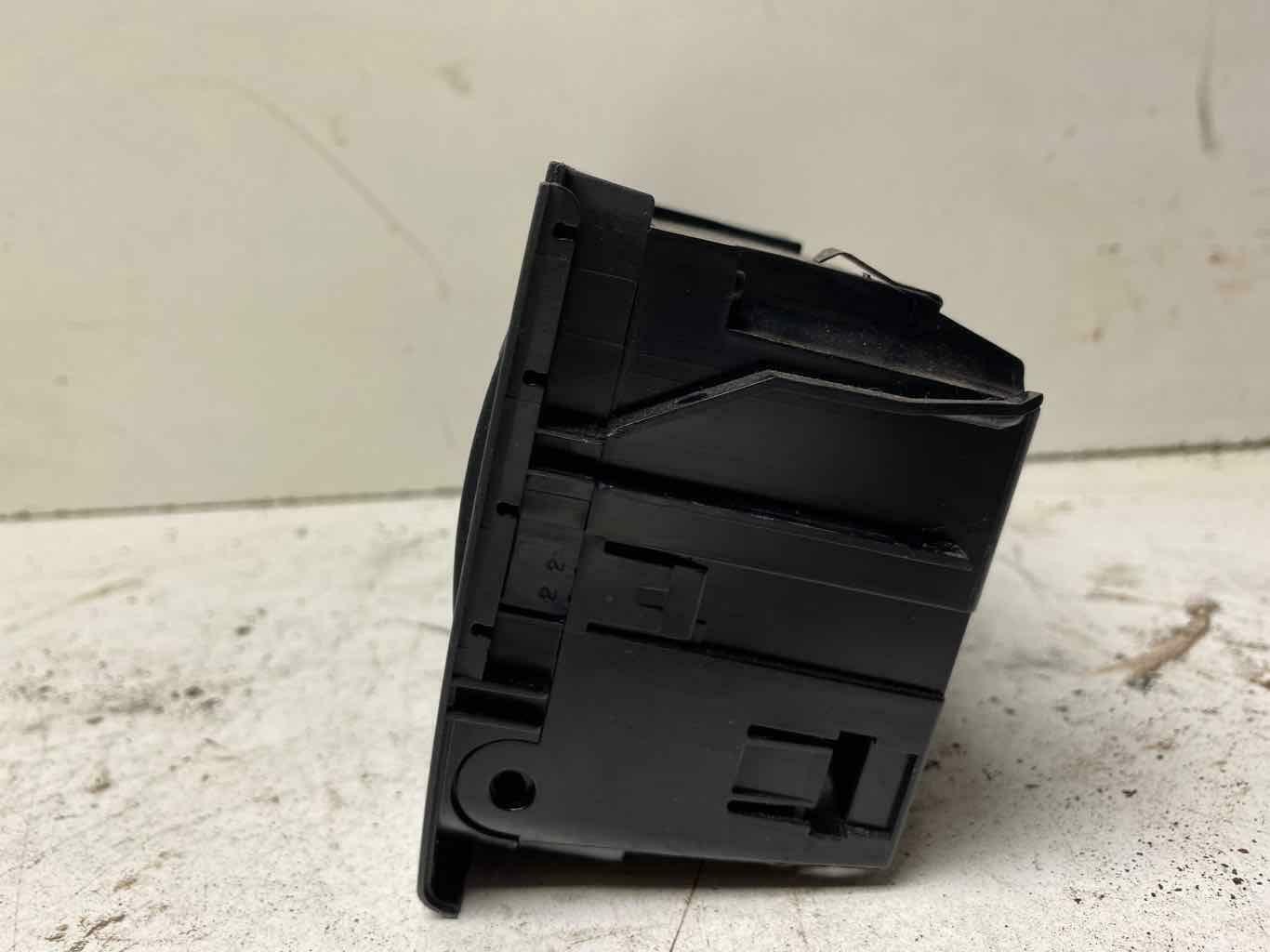 Heater A/c Control AUDI A4 05 06 07 08 09