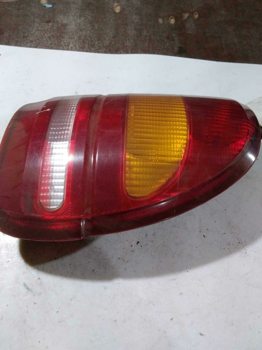 Tail Light Assembly FORD WINDSTAR Right 95 96 97 98