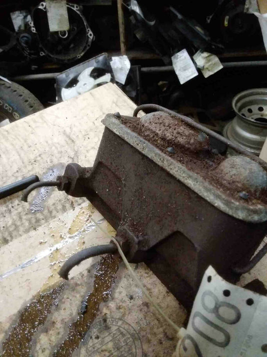 Master Cylinder OLDSMOBILE FULL SIZE 71 72 73 74 75 76 77 78 79
