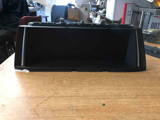 Info-gps-tv Screen BMW 740I 13 14 15