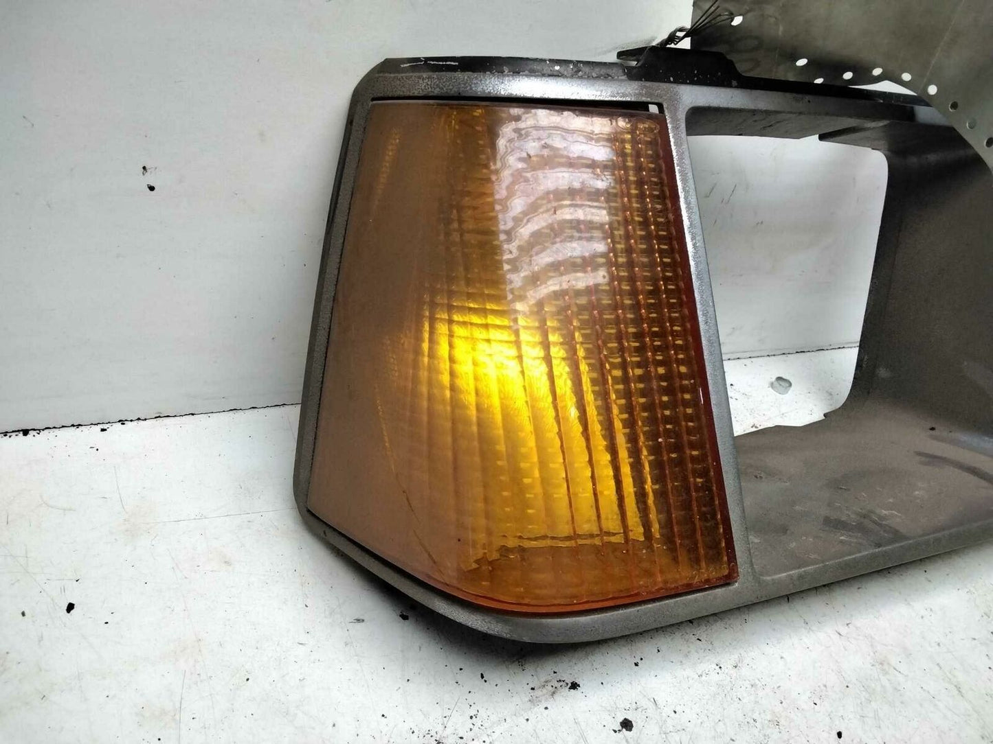 Headlight Frame FORD ESCORT Right 81 82 83 84 85