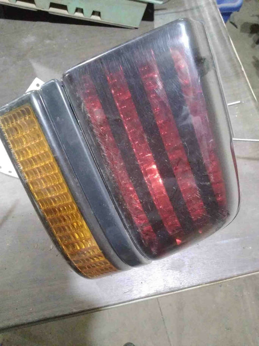 Tail Light Assembly PONTIAC P2000 (82-84) Right 93