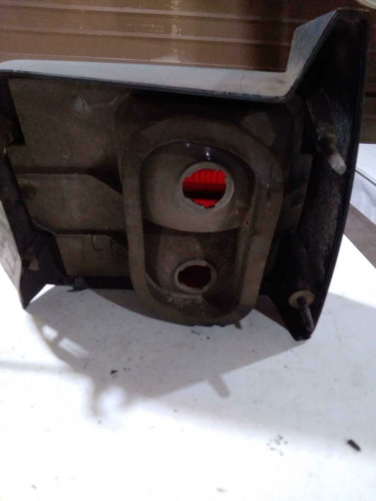 Tail Light Assembly PONTIAC GRAND PRIX Right 78