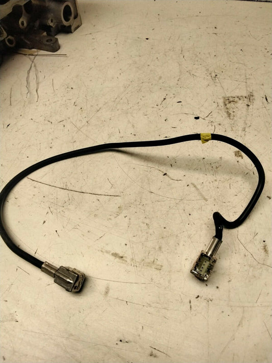 Audi A6  Headlight Xenon bulb cable  Loc:U40606-4