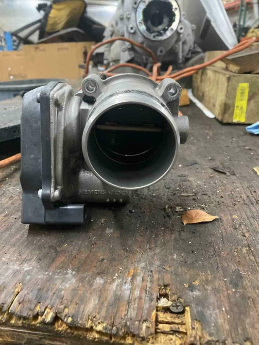 Throttle Body/valve Assy AUDI A4 05 06 07 08 09 10 11 12 13 14 15 16