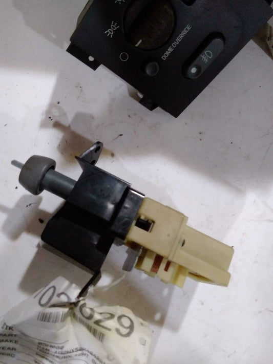 Headlight Switch PONTIAC BONNEVILLE 95