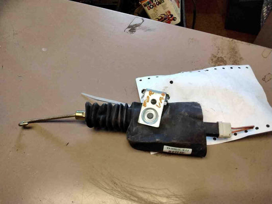 Door Lock Assembly FORD VAN (FULL SIZE) 98