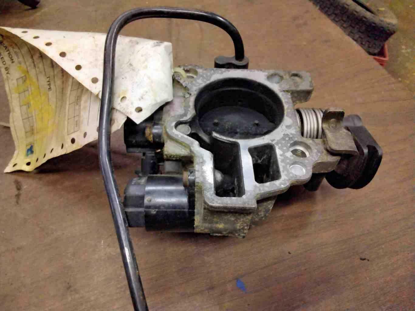 Throttle Body/valve Assy SATURN S SERIES 96 97