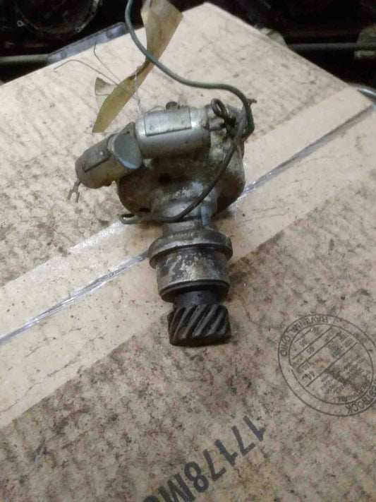 Distributor CADILLAC ELDORADO 77