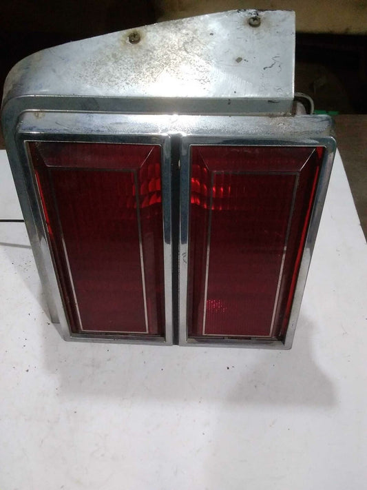 Tail Light Assembly OLDS CUTLASS Left 84 85 86 87